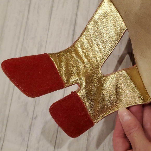 Alegria | Lin Red Floral Embroidered Leather Slide Sandals | Size 9 - Picture 10 of 15